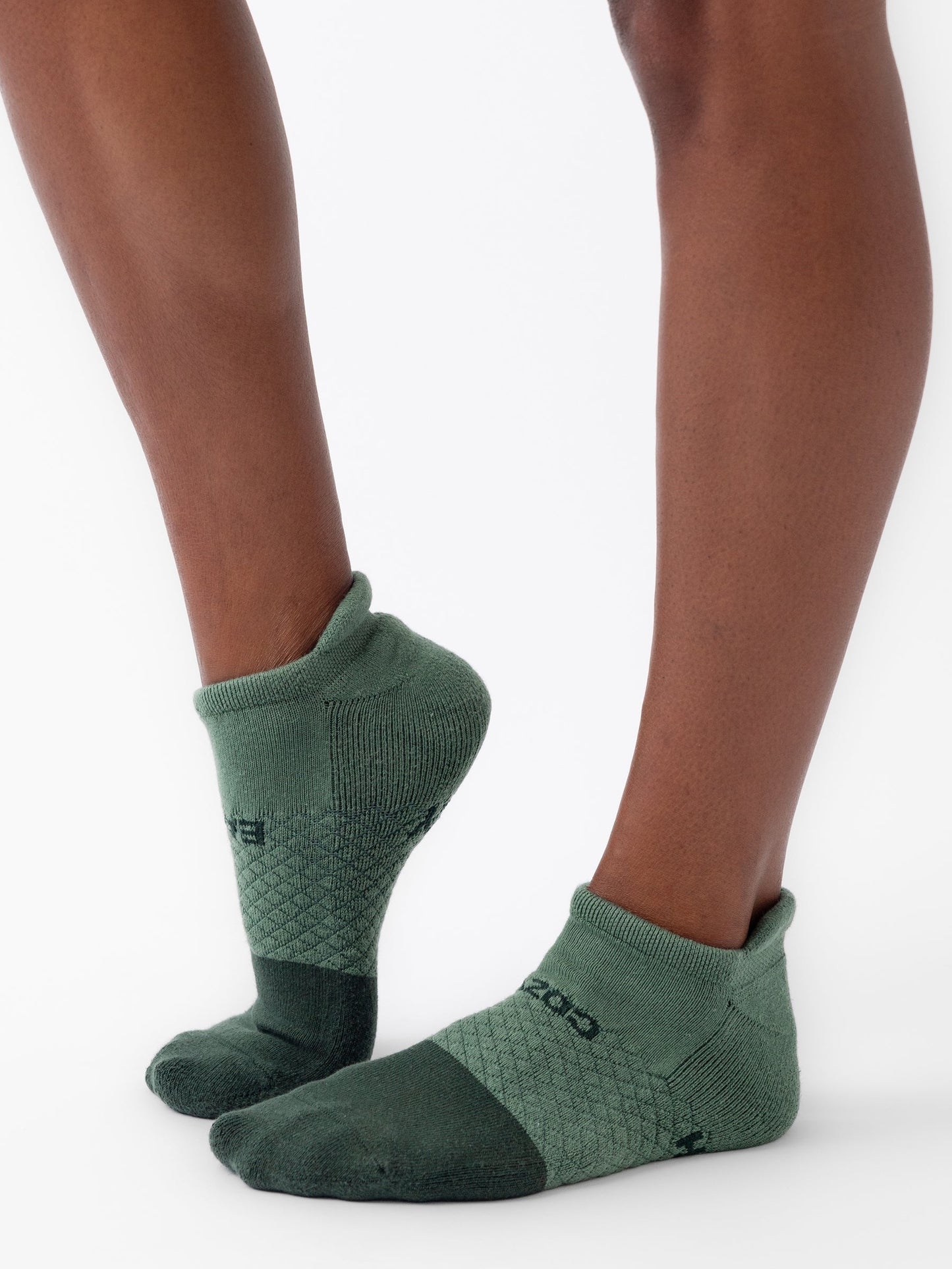 Women's Essential Ankle Sock 4-Pack - Last Chance