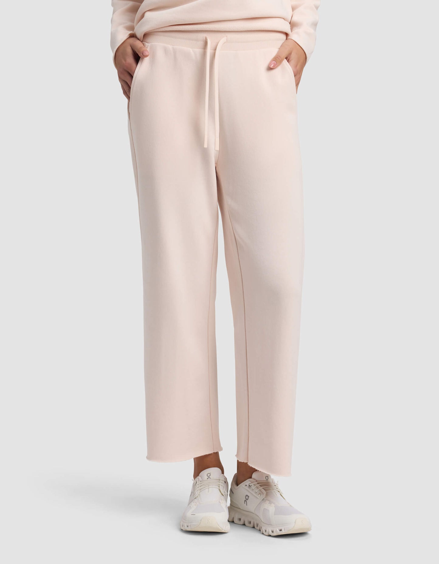Women's Chelsea Cropped Set