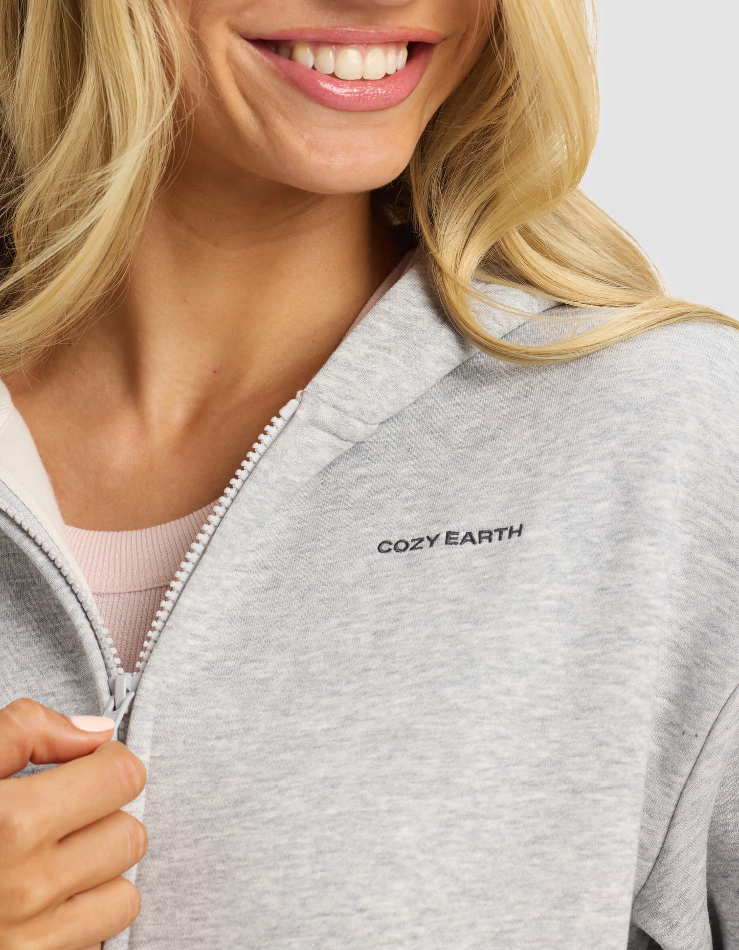 Women's CityScape 2.0 Full Zip Hoodie & Sweatpant Set